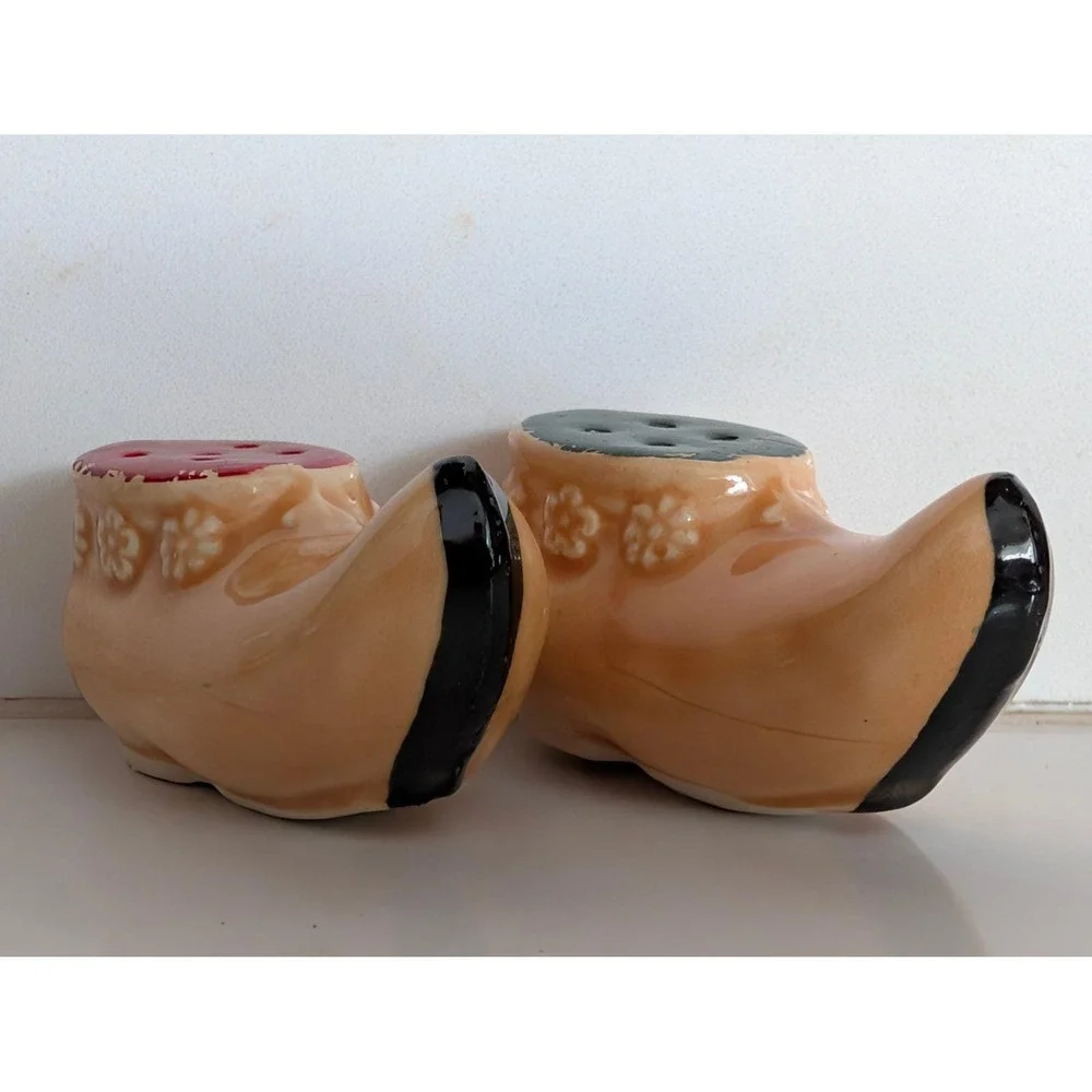 Vintage Dutch Wooden Shoe Salt and Pepper Shakers Ceramic Clogs Tan Red Green